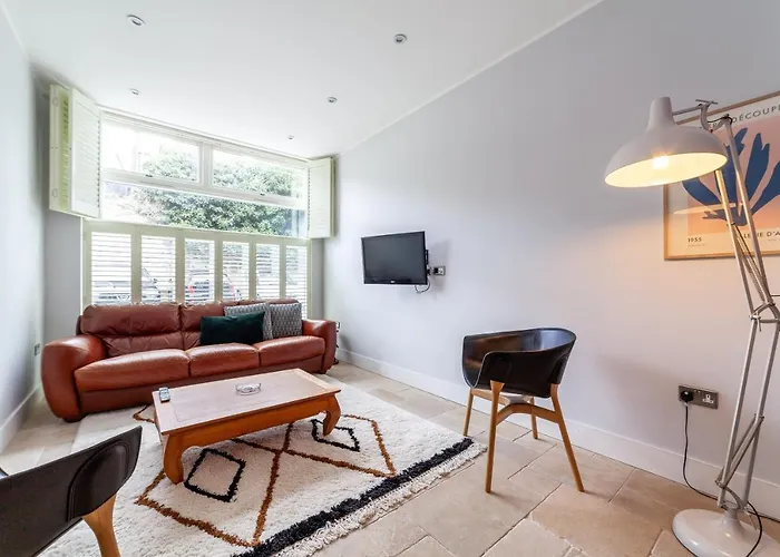 Bright Groundfloor 3Br Flat, Brockley, Se London
